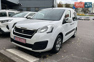 Минивэн Peugeot Partner 2015 в Ровно