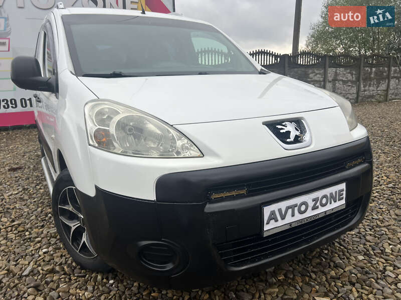 Мінівен Peugeot Partner 2010 в Коломиї