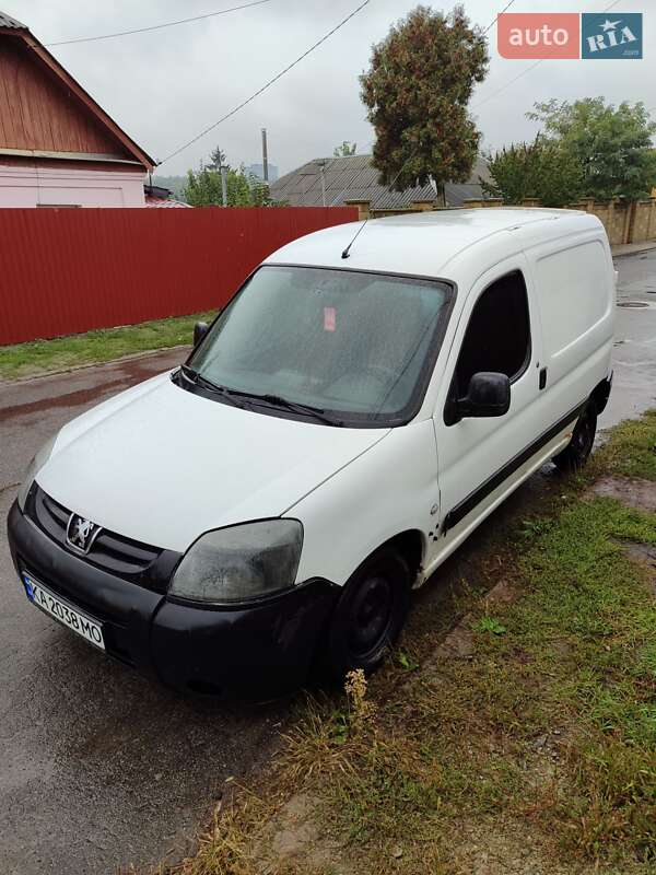 Вантажний фургон Peugeot Partner 2002 в Києві