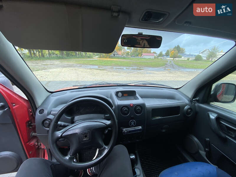 Грузовой фургон Peugeot Partner 2006 в Ходорове фото 4 Грузовой фургон Peugeot Partner 2006 в Ходорове