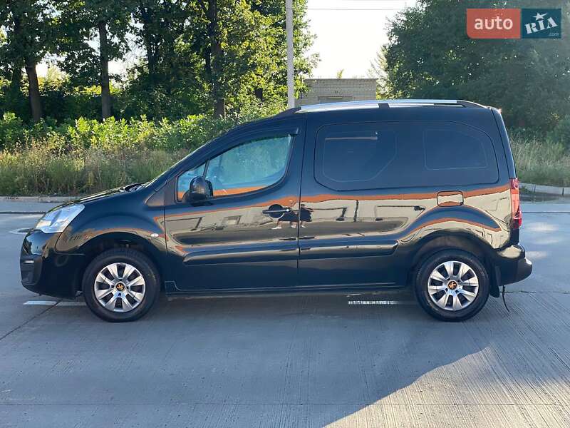 Минивэн Peugeot Partner 2016 в Киеве