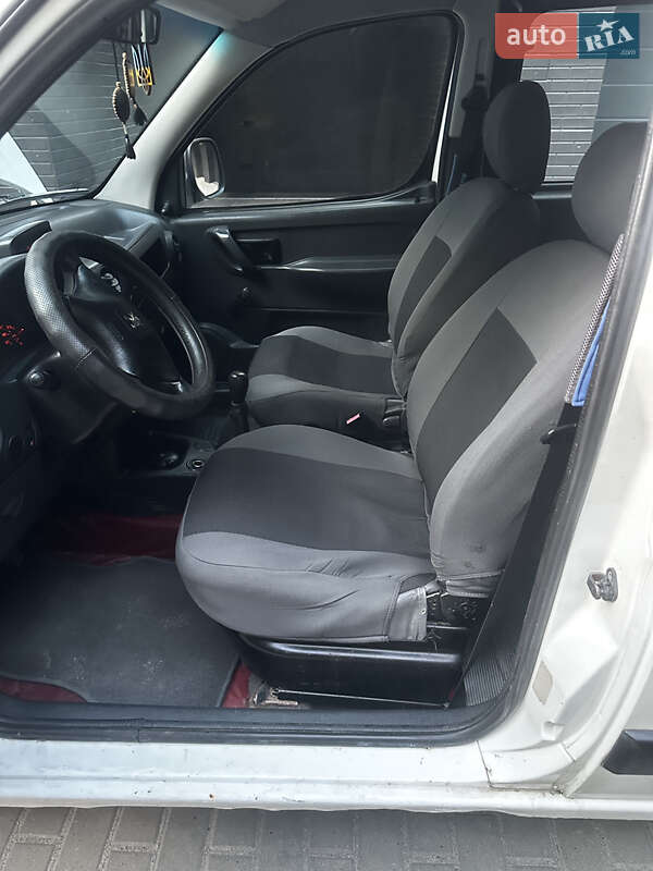 Минивэн Peugeot Partner 2007 в Тернополе фото 3 Минивэн Peugeot Partner 2007 в Тернополе