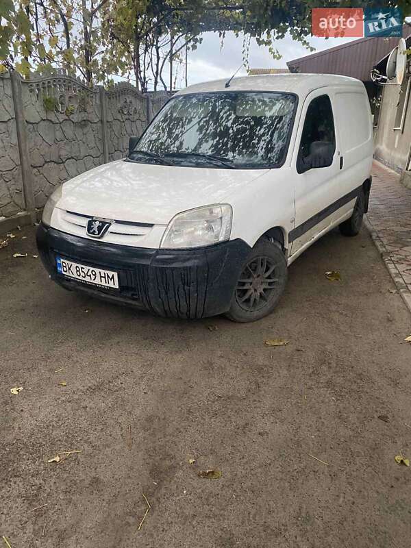 Вантажний фургон Peugeot Partner 2008 в Сарнах фото Вантажний фургон Peugeot Partner 2008 в Сарнах