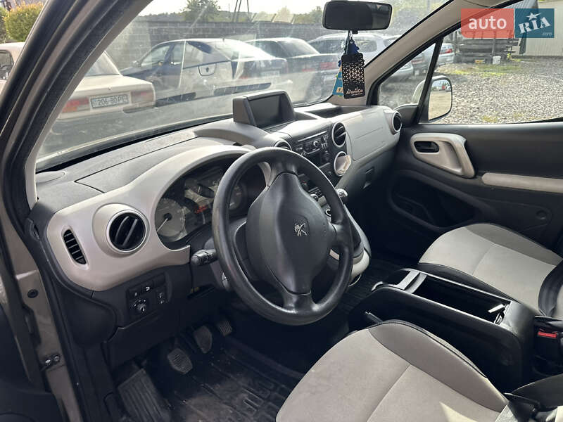 Минивэн Peugeot Partner 2015 в Иршаве фото 10 Минивэн Peugeot Partner 2015 в Иршаве