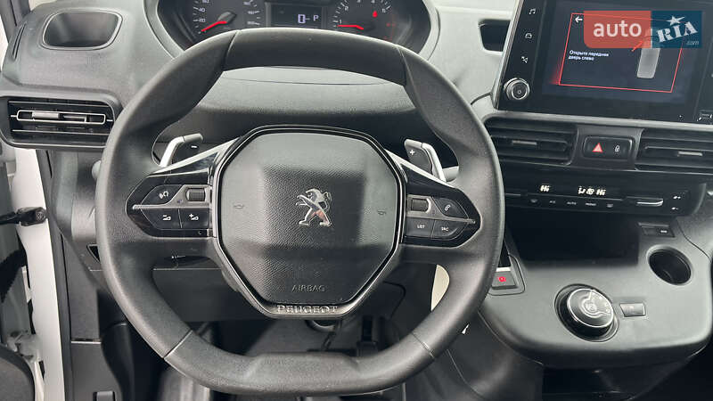 Вантажний фургон Peugeot Partner 2020 в Радивиліві