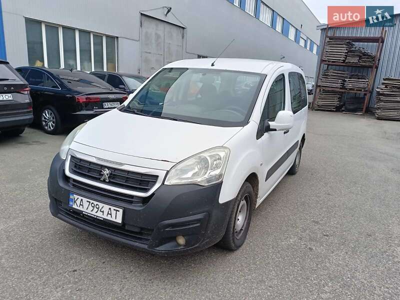 Минивэн Peugeot Partner 2017 в Киеве