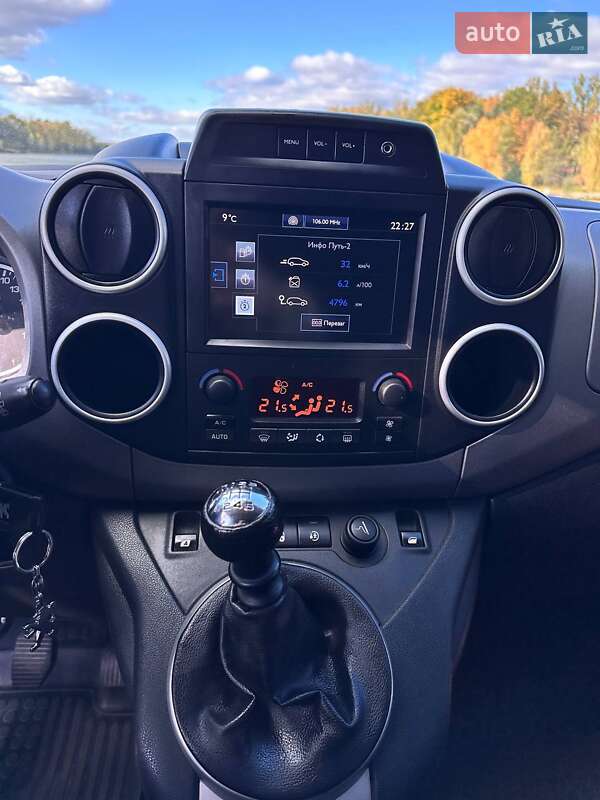 Мінівен Peugeot Partner 2016 в Тлумачі