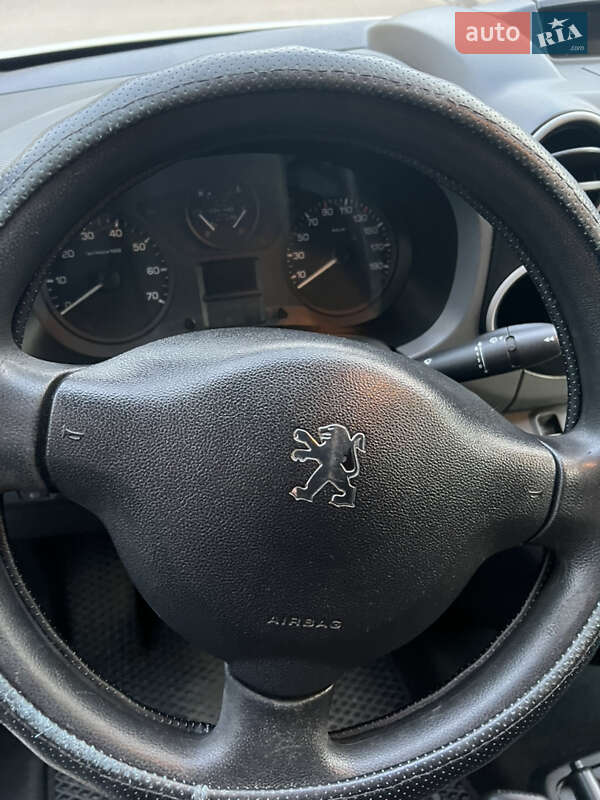 Минивэн Peugeot Partner 2008 в Черновцах