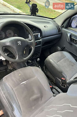 Минивэн Peugeot Partner 2002 в  фото 8 Минивэн Peugeot Partner 2002 в