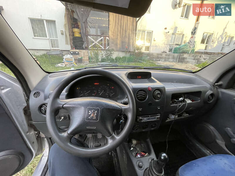 Грузовой фургон Peugeot Partner 2003 в Тернополе фото 16 Грузовой фургон Peugeot Partner 2003 в Тернополе