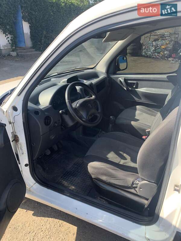 Минивэн Peugeot Partner 2008 в Ивано-Франковске фото 6 Минивэн Peugeot Partner 2008 в Ивано-Франковске