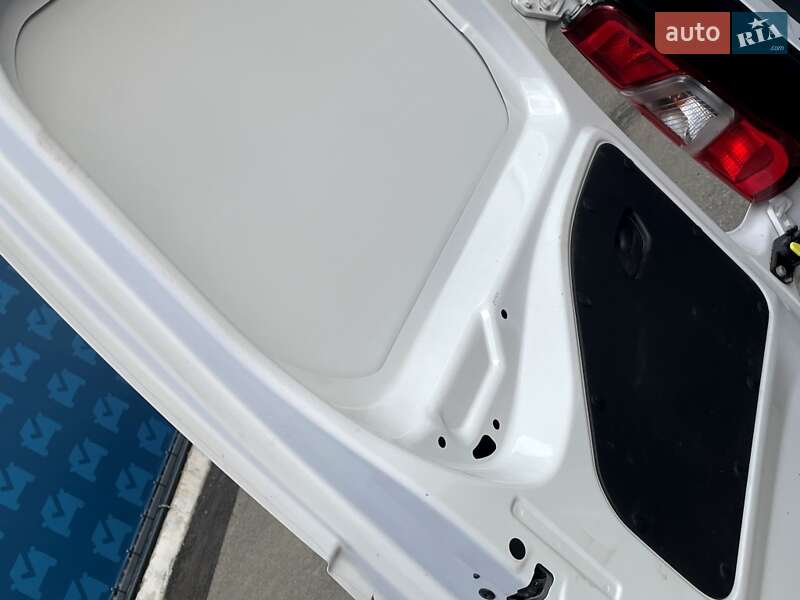 Грузовой фургон Peugeot Partner 2023 в Киеве фото 50 Грузовой фургон Peugeot Partner 2023 в Киеве