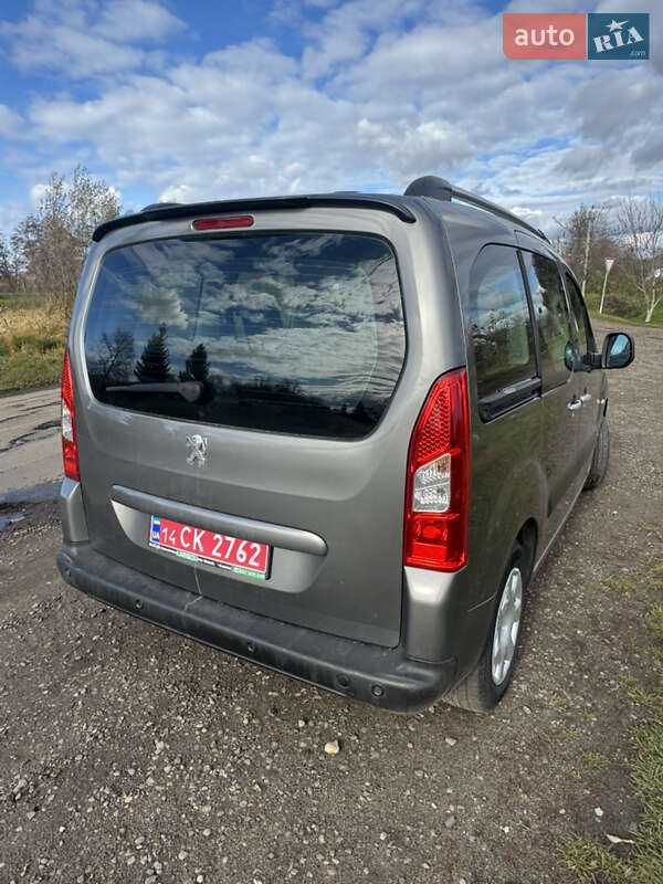 Мінівен Peugeot Partner 2011 в Калуші