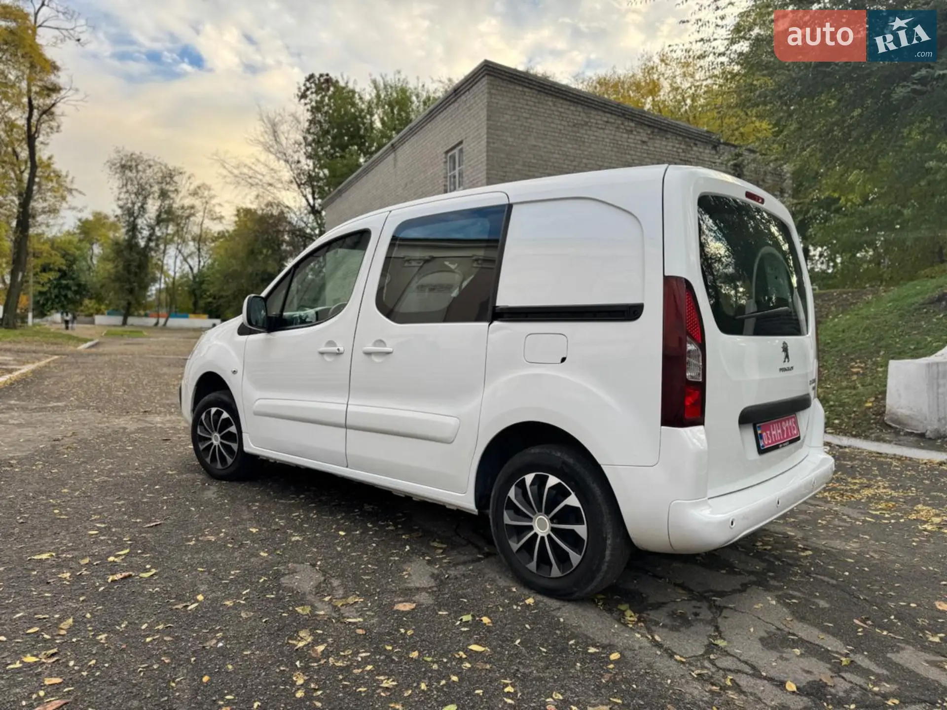 2017 Peugeot Partner - мініатюра 8