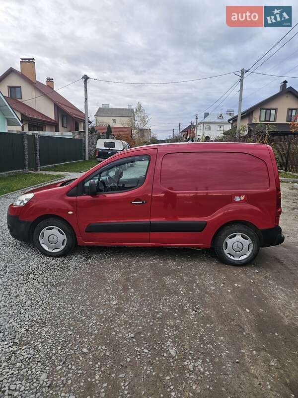 Грузовой фургон Peugeot Partner 2010 в Житомире