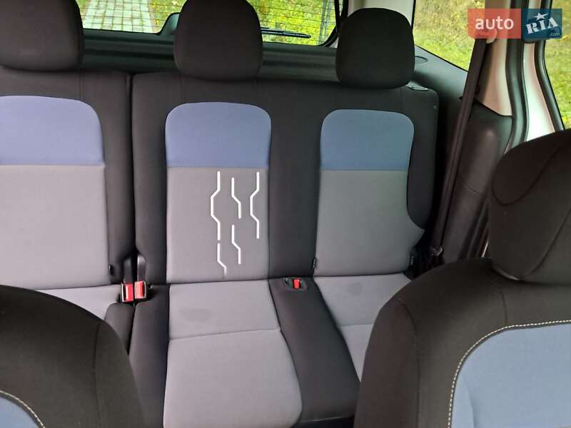 Минивэн Peugeot Partner 2016 в Хмельницком фото 12 Минивэн Peugeot Partner 2016 в Хмельницком