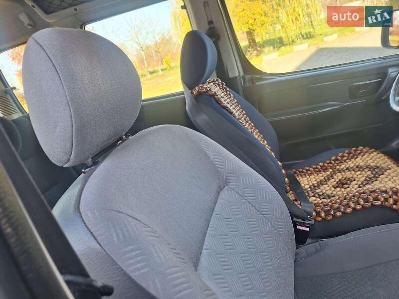 Мінівен Peugeot Partner 2007 в Чернівцях фото 23 Мінівен Peugeot Partner 2007 в Чернівцях