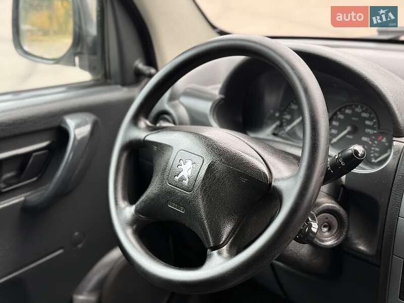 Минивэн Peugeot Partner 2007 в Ровно фото 27 Минивэн Peugeot Partner 2007 в Ровно