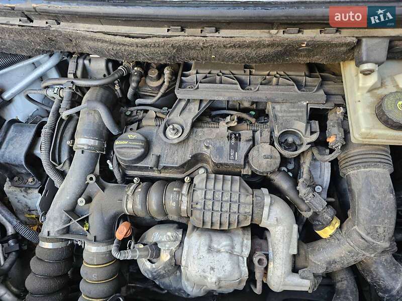 Грузовой фургон Peugeot Partner 2014 в Ужгороде