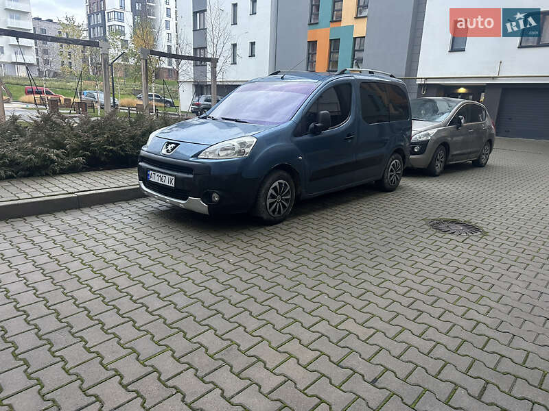 Минивэн Peugeot Partner 2008 в Ивано-Франковске фото 6 Минивэн Peugeot Partner 2008 в Ивано-Франковске