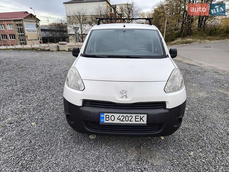 Вантажний фургон Peugeot Partner 2012 в Тернополі фото 2 Вантажний фургон Peugeot Partner 2012 в Тернополі
