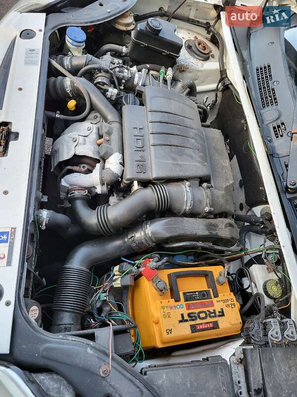 Вантажопасажирський фургон Peugeot Partner 2008 в Вінниці