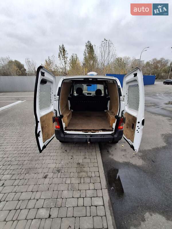 Грузовой фургон Peugeot Partner 2008 в Киеве
