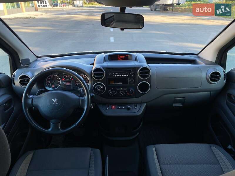Минивэн Peugeot Partner 2016 в Киеве фото 19 Минивэн Peugeot Partner 2016 в Киеве