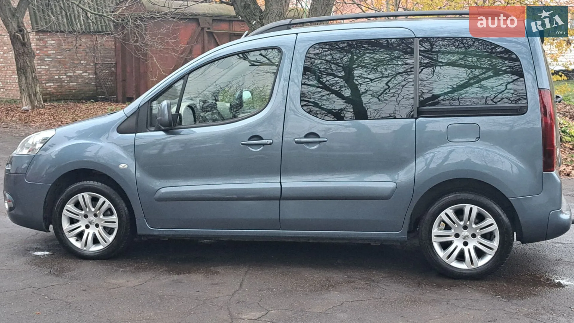 2012 Peugeot Partner - мініатюра 18