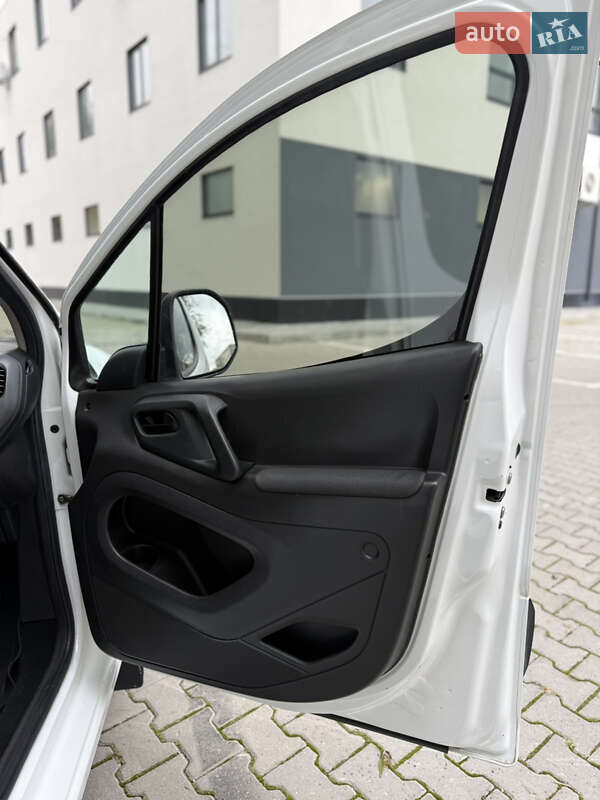 Мінівен Peugeot Partner 2009 в Хмельницькому фото 27 Мінівен Peugeot Partner 2009 в Хмельницькому