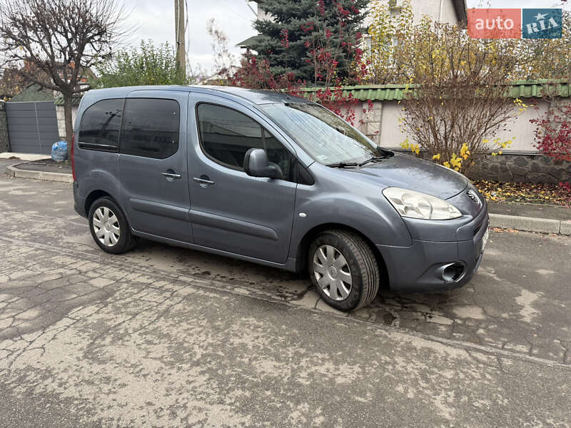 Минивэн Peugeot Partner 2008 в Киеве