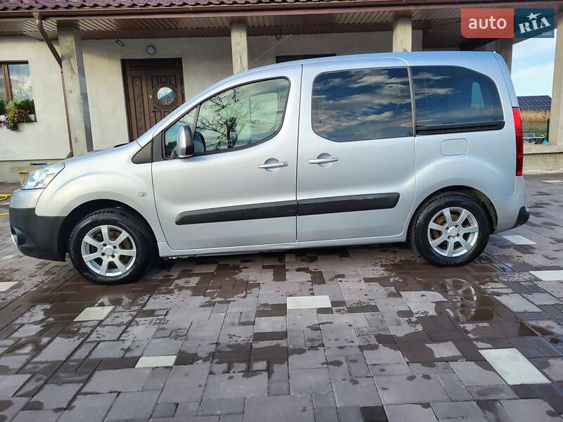 Минивэн Peugeot Partner 2012 в Черновцах
