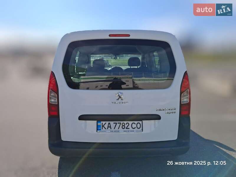 Минивэн Peugeot Partner 2017 в Киеве фото 6 Минивэн Peugeot Partner 2017 в Киеве