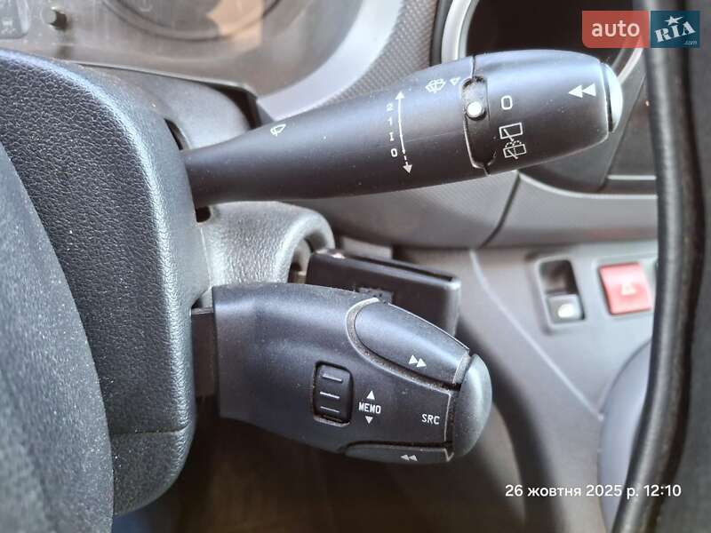 Минивэн Peugeot Partner 2017 в Киеве фото 10 Минивэн Peugeot Partner 2017 в Киеве