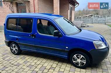 Мінівен Peugeot Partner 2003 в Бродах