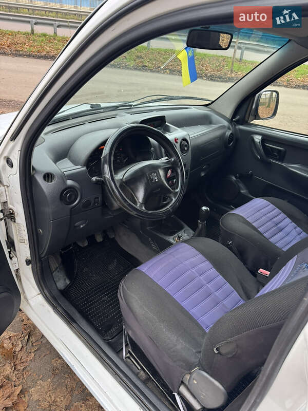 Минивэн Peugeot Partner 2008 в Ровно фото 13 Минивэн Peugeot Partner 2008 в Ровно