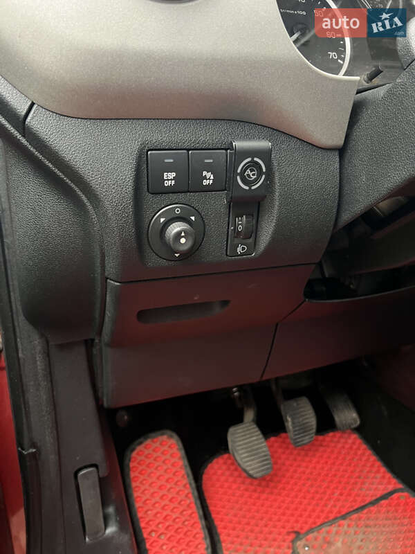 Минивэн Peugeot Partner 2010 в Киеве фото 18 Минивэн Peugeot Partner 2010 в Киеве