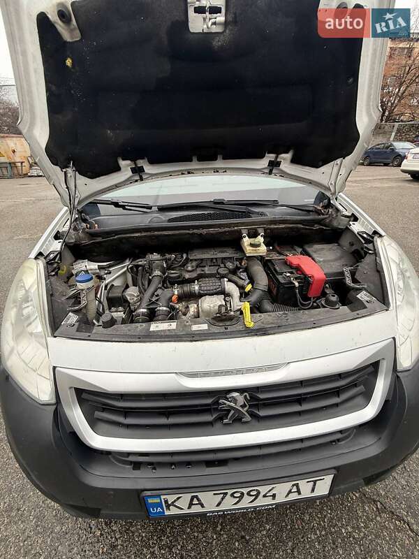 Минивэн Peugeot Partner 2017 в Киеве