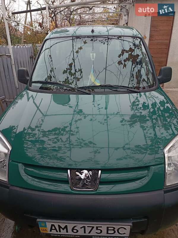 Минивэн Peugeot Partner 2007 в Килии