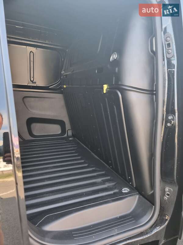 Грузовой фургон Peugeot Partner 2020 в Киеве