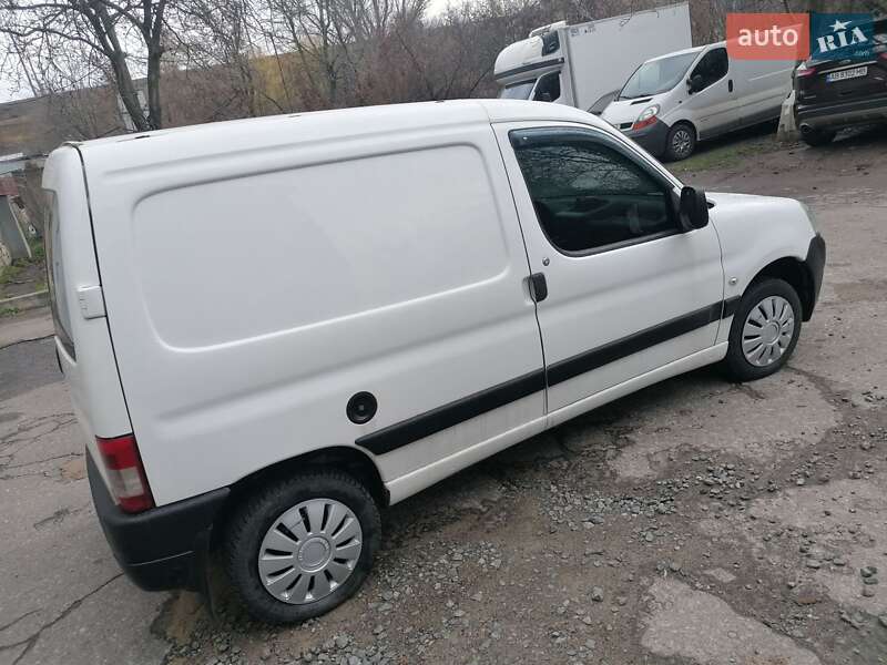 Грузовой фургон Peugeot Partner 2006 в Виннице