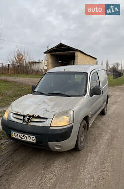 Грузовой фургон Peugeot Partner 2006 в Киеве