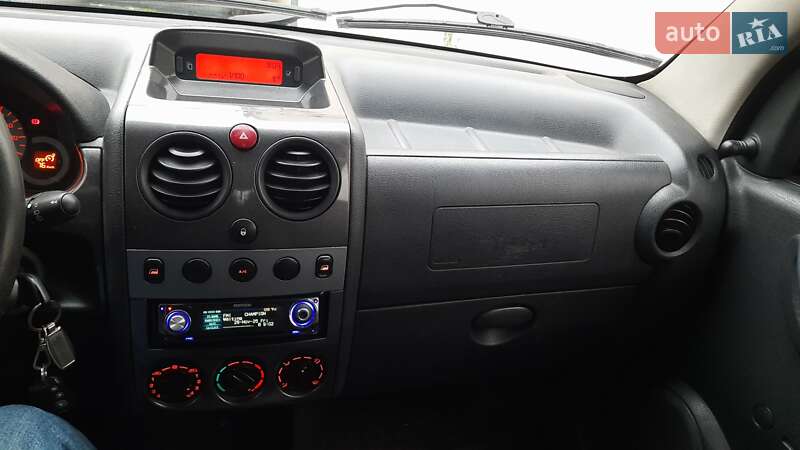 Мінівен Peugeot Partner 2007 в Києві