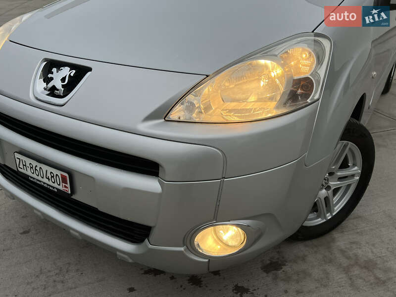 Мінівен Peugeot Partner 2011 в Луцьку