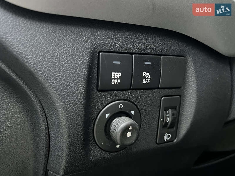 Мінівен Peugeot Partner 2011 в Луцьку