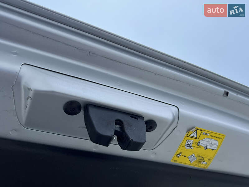 Мінівен Peugeot Partner 2011 в Луцьку