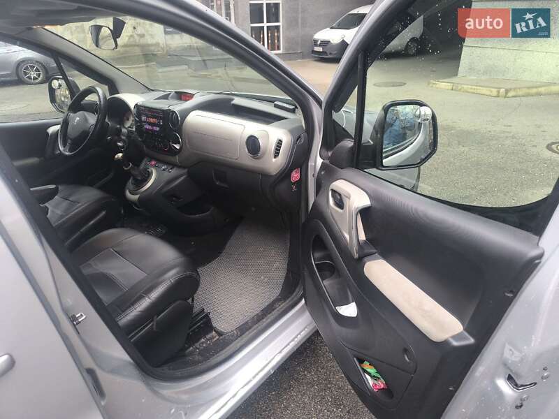 Минивэн Peugeot Partner 2010 в Киеве