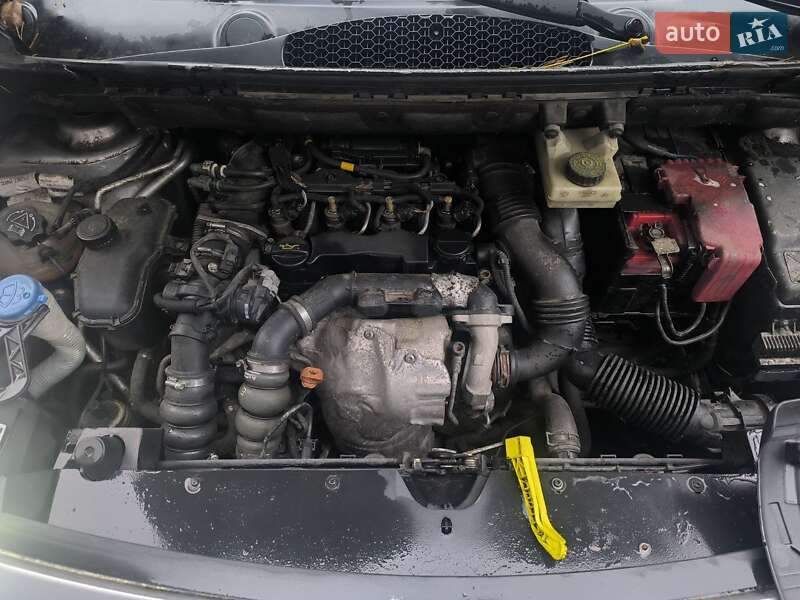 Минивэн Peugeot Partner 2010 в Киеве