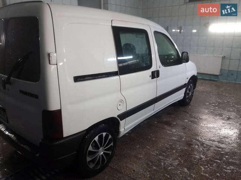 Минивэн Peugeot Partner 2001 в Долине фото 4 Минивэн Peugeot Partner 2001 в Долине