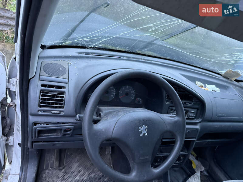 Минивэн Peugeot Partner 2002 в Львове